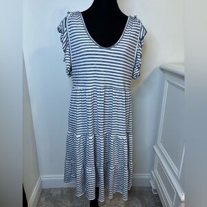 Max Studio Size XL blue and white Striped Ruffle Sleeve lightweight Dress